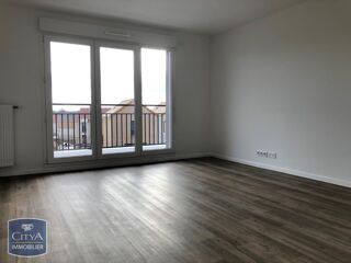  Appartement à louer 3 pièces 65 m²