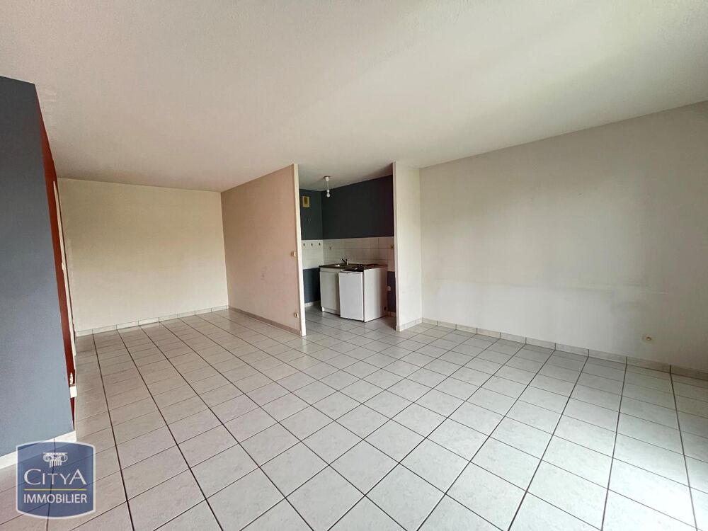 location Appartement - 2 pièce(s) - 49 m² Vierzon (18100)
