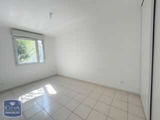  Appartement à louer 2 pièces 45 m²