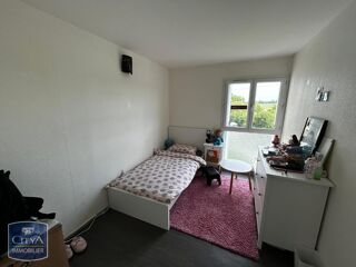  Appartement à louer 4 pièces 80 m²