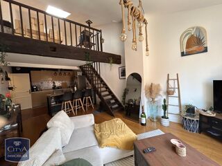  Appartement à louer 3 pièces 84 m²