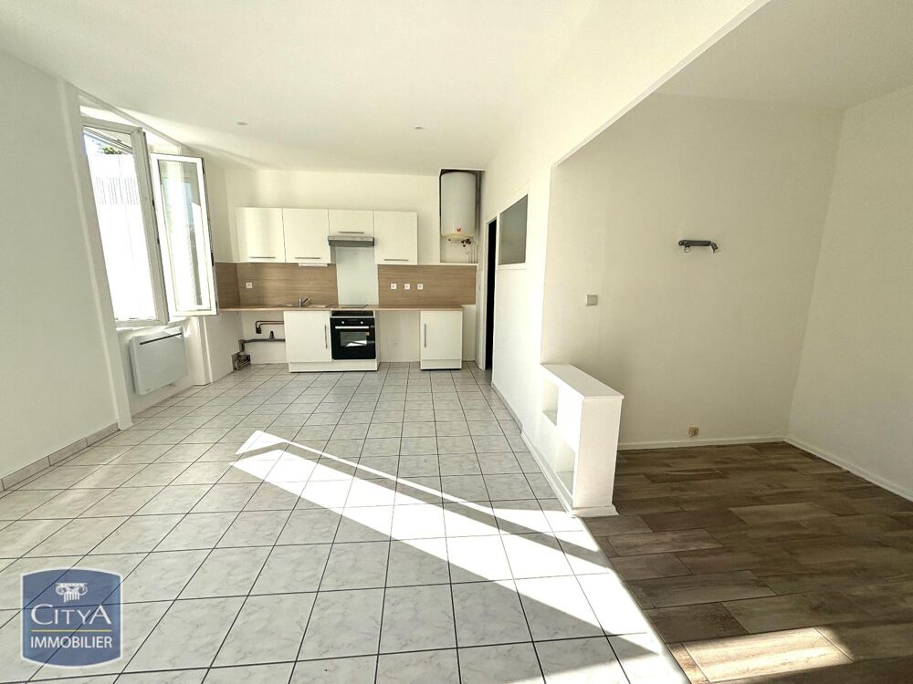 location Appartement - 1 pièce(s) - 38 m² Saint-Etienne (42100)
