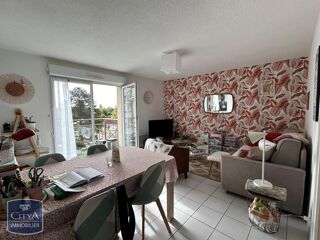  Appartement à louer 3 pièces 55 m²