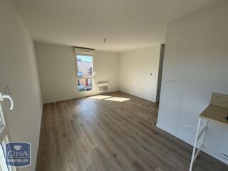  Appartement à louer 2 pièces 43 m²
