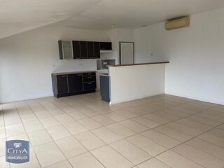  Appartement à louer 5 pièces 107 m² Mont-saint-pere