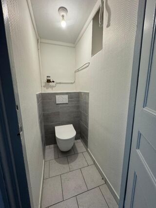  Appartement à louer 1 pièce 36 m²