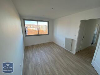 Appartement à louer 2 pièces 44 m²
