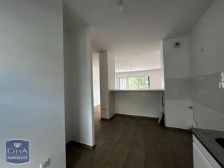  Appartement à louer 3 pièces 80 m²