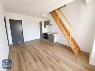  Appartement à louer 3 pièces 42 m²