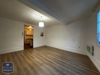  Appartement à louer 3 pièces 55 m²