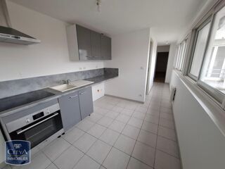  Appartement à louer 3 pièces 67 m²