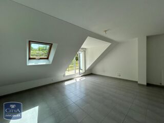  Appartement à louer 3 pièces 65 m²