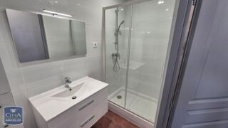  Appartement à louer 4 pièces 72 m²