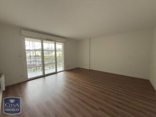  Appartement à louer 3 pièces 66 m²