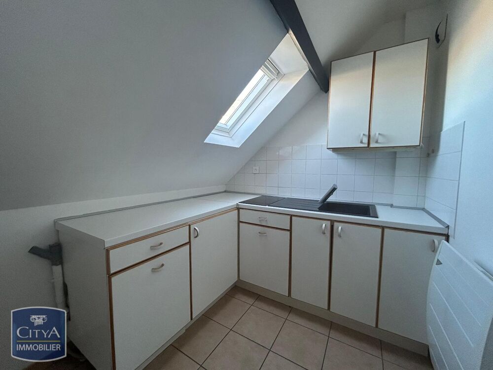 À LOUER : Découvrez cet appartement T1 situé à Rambouill....