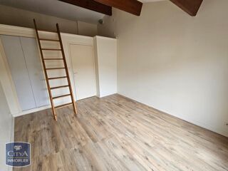  Appartement à louer 3 pièces 75 m²