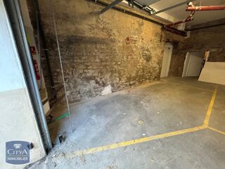  Parking / Garage � louer 10 m�