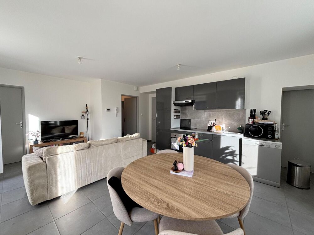 location Appartement - 3 pièce(s) - 62 m² Pont-de-Roide (25150)