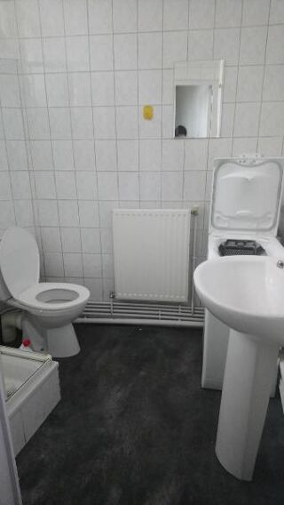  Appartement à louer 3 pièces 76 m²