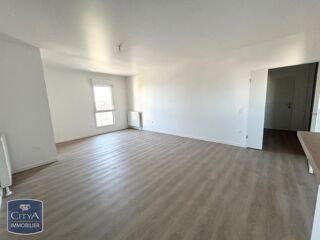  Appartement à louer 5 pièces 109 m²