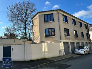  Parking / Garage � louer 