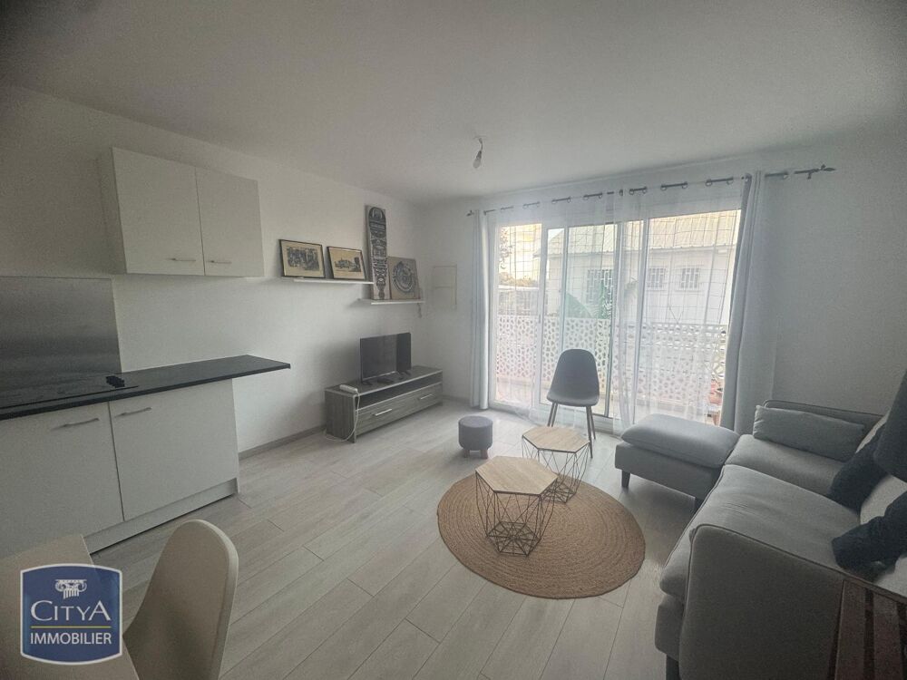 location Appartement - 2 pièce(s) - 37 m² Saint-Denis (97400)