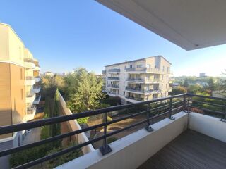  Appartement à louer 2 pièces 37 m²