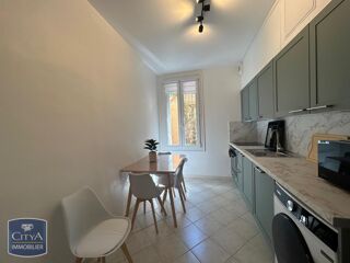  Appartement à louer 3 pièces 50 m²