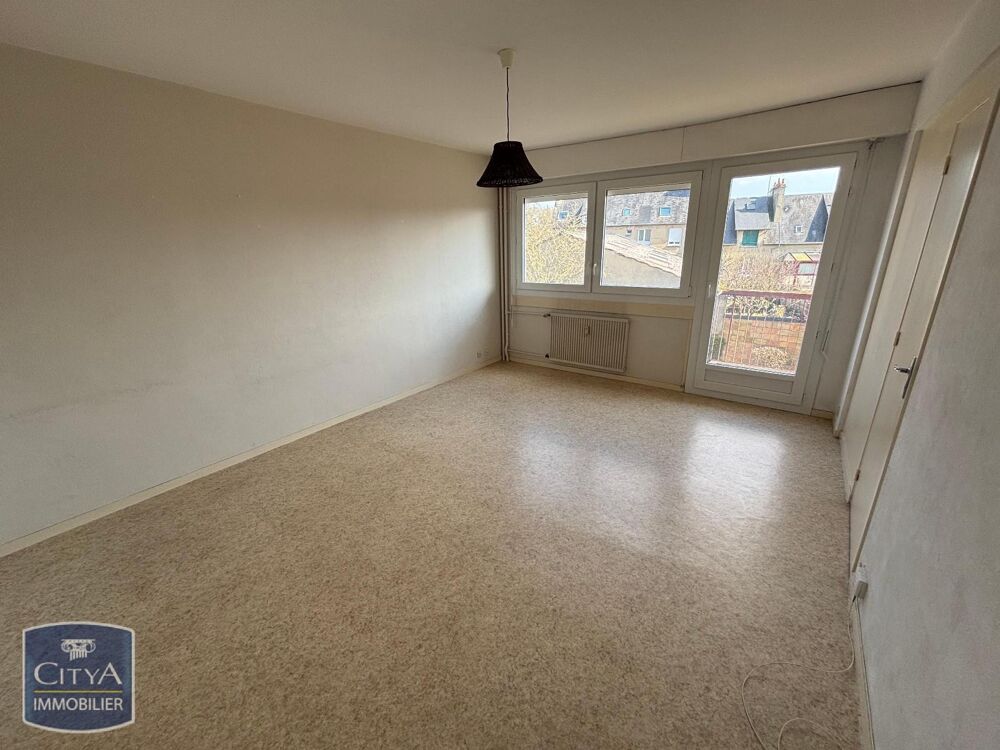À LOUER : Appartement T2 situé en plein coeur du centre-v....