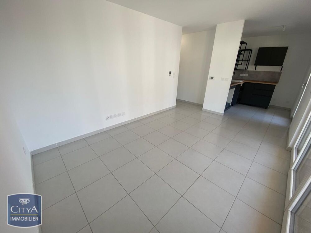 location Appartement - 2 pièce(s) - 41 m² Solliès-Pont (83210)