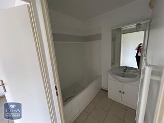  Appartement à louer 2 pièces 48 m²