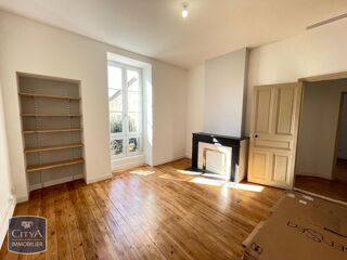 location Appartement - 3 pièce(s) - 69 m² Nîmes (30000)