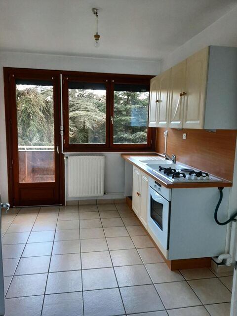  Appartement � louer 3 pi�ces 75 m�