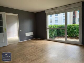  Appartement à louer 2 pièces 47 m²