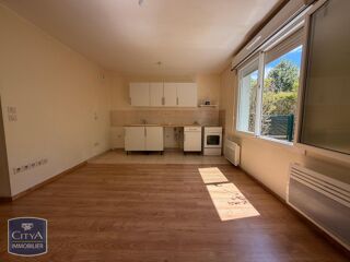  Appartement à louer 1 pièce 28 m²