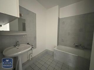  Appartement à louer 2 pièces 46 m²