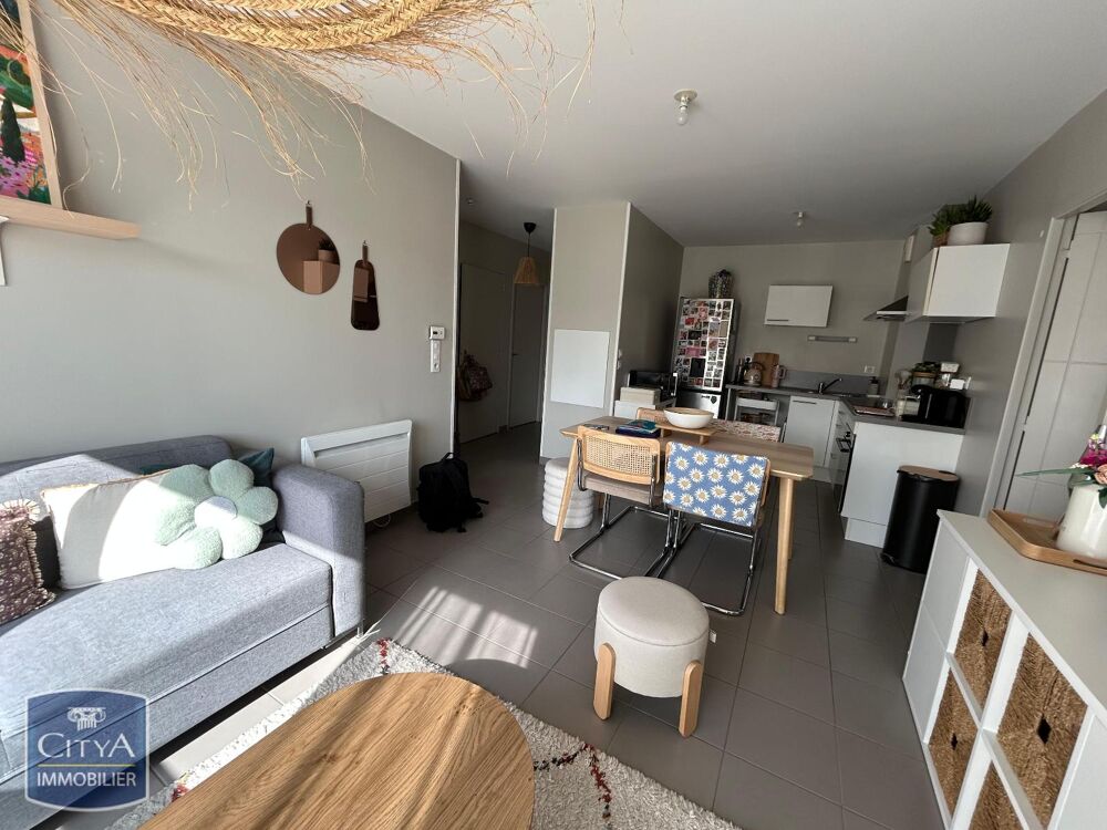 location Appartement - 3 pièce(s) - 57 m² Laval (53000)