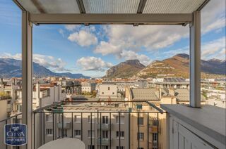  Appartement à louer 2 pièces 69 m²