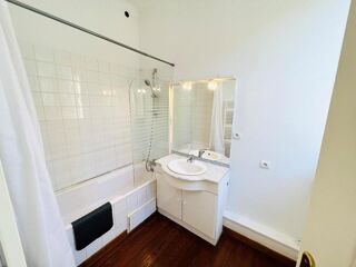  Appartement à louer 3 pièces 57 m²