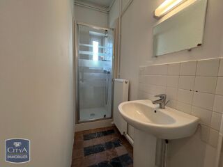  Appartement à louer 3 pièces 78 m²