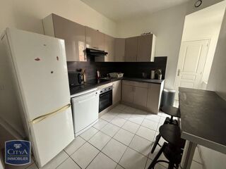  Appartement à louer 3 pièces 52 m²