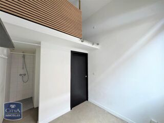  Appartement à louer 1 pièce 31 m²