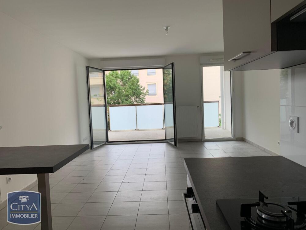 location Appartement - 4 pièce(s) - 80 m² Villefranche-sur-Saône (69400)