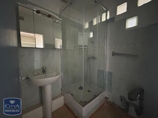  Appartement à louer 3 pièces 53 m²