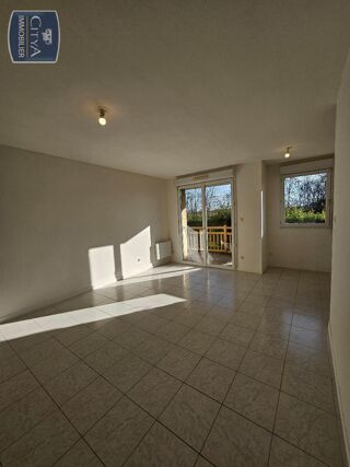  Appartement à louer 2 pièces 45 m²
