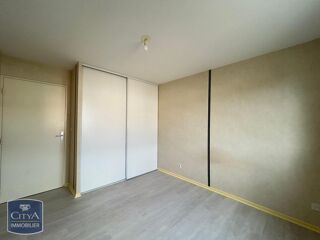  Appartement à louer 2 pièces 56 m²