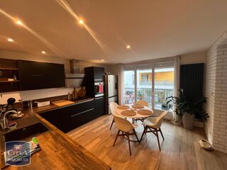  Appartement à louer 3 pièces 67 m²