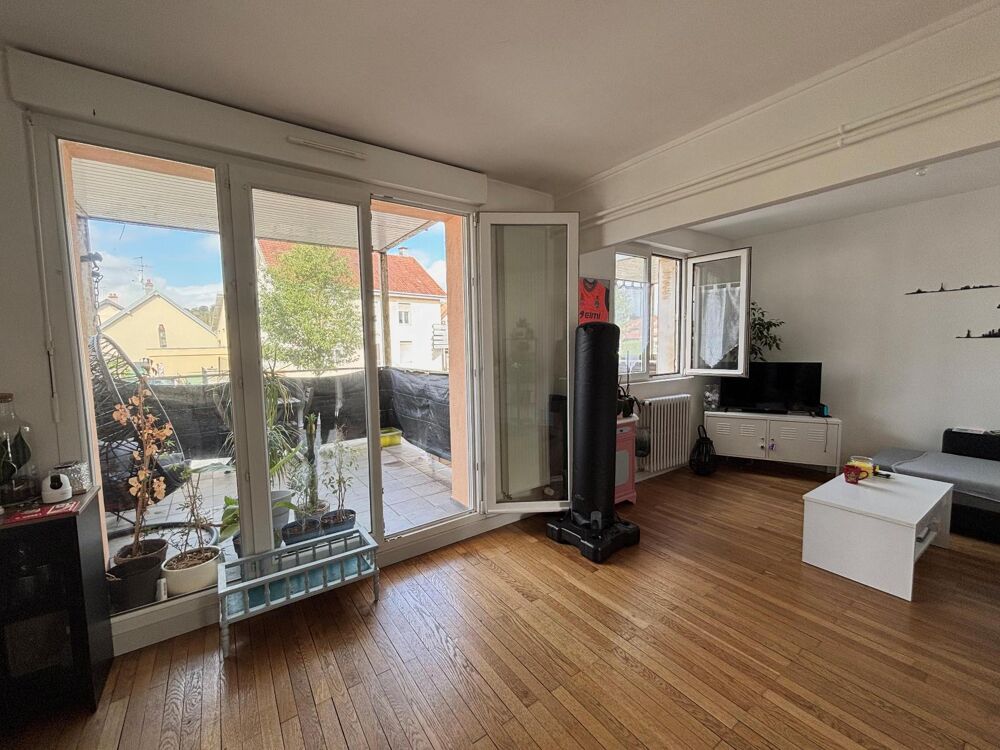 location Appartement - 3 pièce(s) - 65 m² Valentigney (25700)
