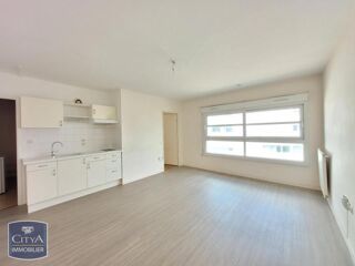  Appartement à louer 2 pièces 38 m²