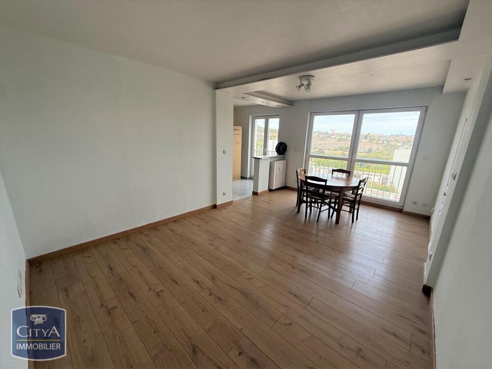 À LOUER : Appartement T4 meublé à Dijon, situé dans un q....